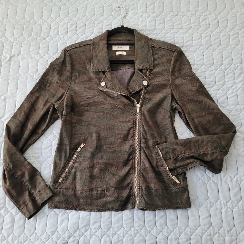 Level 99  Midnight Camo Moto Jacket Size Small